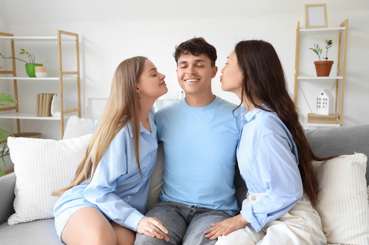 Polyamorie; offene Liebe, offene Beziehung